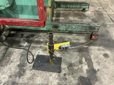8,000 LBS X 36" DALLAS MODEL #DPR-8000-36 MOTORIZED UNCOILER COIL REEL : YOBRO #24887