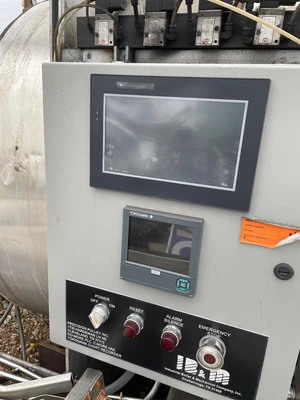 Gaston County 304 stainless steel autoclave. 6′ diameter X 7′ long.