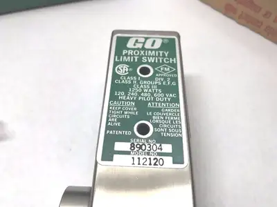 New | in-Stock Go Switch Heavy Pilot Duty Proximity Limit Switch Sensor Proximity Sensors Michigan US | Maverick Industrial Sales #1392197