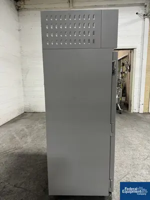 USED Environmental Specialties 33.8 Cu Ft Environmental Specialties Environmental Chamber, Model ES2000 CS