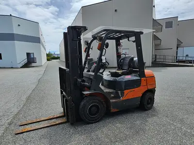 Used 2006 TOYOTA 7FGU25 Misc Forklifts British Columbia CA | Lenmark #1426390
