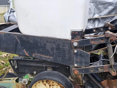 BLACK MACHINE 12F Planters | Penncon Management, LLC (20)