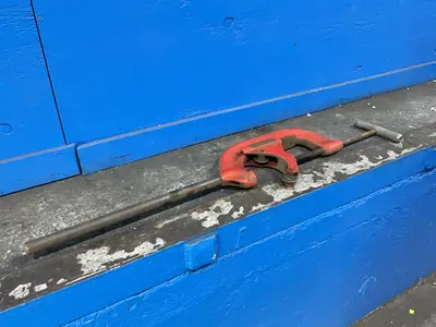 Used THE RIDGE TOOL COMPANY 62 Hand Cutters Ohio US | HGR 24 #1358123