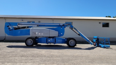 USED 2019 Genie ZX-135