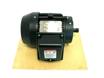 NEW TOSHIBA 0016XSSB42A-P MOTOR 1HP 460V 1170RPM 145TC