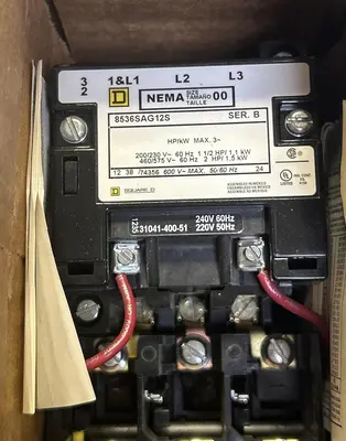 Used SQUARE D 8536SAO12V02S Starters | Surplus Asset Holdings #1205076