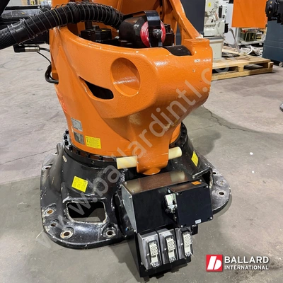 KUKA KR 1000 Titan F Robot System w/ KRC4 Controller