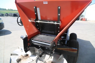 Used 2026 PEQUEA SL6 Dry Spreaders Pennsylvania US | Zimmerman Farm Service #1410010