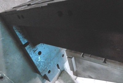 20" x 78" Angle Plate, (3) Vertical T-Slots