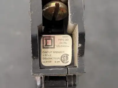 USED SQUARE D QO115