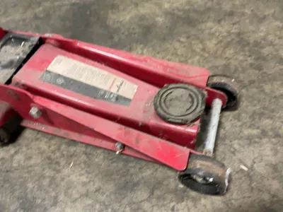 Used _UNKNOWN_ _UNKNOWN_ Automotive Lifters Michigan US | Miedema Asset Management Group #1425067