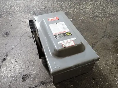 USED SQUARE D HU362