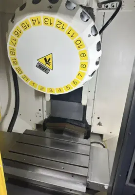 2017 FANUC ROBODRILL ALPHA D21MIB5 Vertical Machining Centers | Toolquip, Inc. (6)