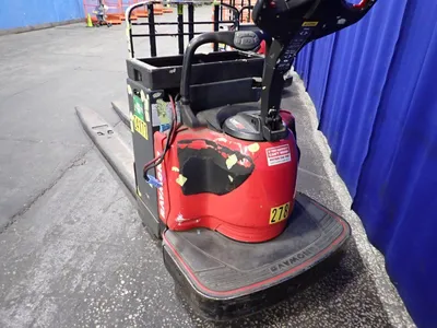 The Raymond Corporation 8000 Lbs Electric Pallet Jack