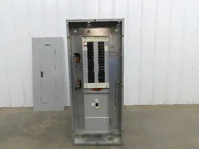 Cutler Hammer PRL1 Pow-R-Line Panelboard 250A Main Breaker 208Y/120V 3Ph 4W