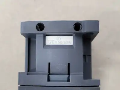 USED TELEMECANIQUE LC1 D09
