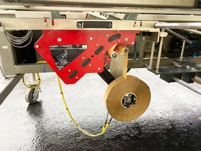 Used COMBI PACKAGING SYSTEMS LLC, CANTON OH 2EZ Case Erectors - Tape Bottom Seal Pennsylvania US | Libra Machine #1568350