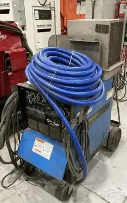 USED 1998 MILLER SYNCROWAVE 250