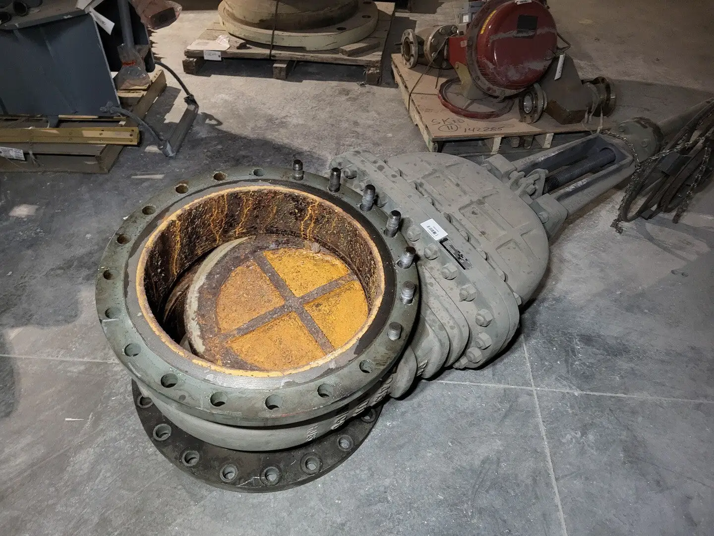 USED PETROLVALVES 1.09
