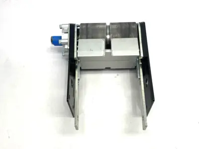 Used Dorner 3200 Series Knurled Spindle Drive Tail Assembly, 6" Belt Width Conveyor Parts Michigan US | Maverick Industrial Sales #1399922