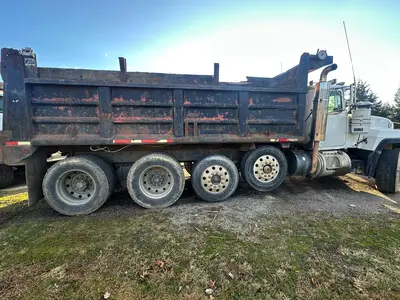 Used 2002 MACK RD688S Dump trucks Ohio US | Proxy Equipment #1380926