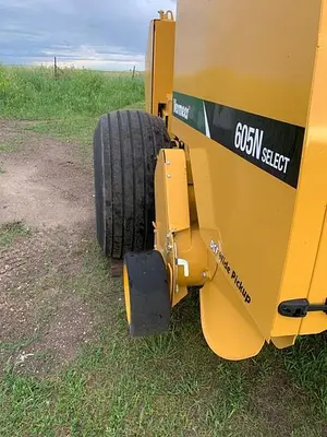 USED 2022 VERMEER 605N