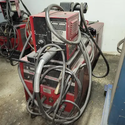 LINCOLN ELECTRIC CV-300 Welders, MIG | Cleveland Machinery Sales, Inc. (1)