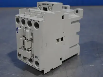 NEW ALLEN BRADLEY 700CF400*