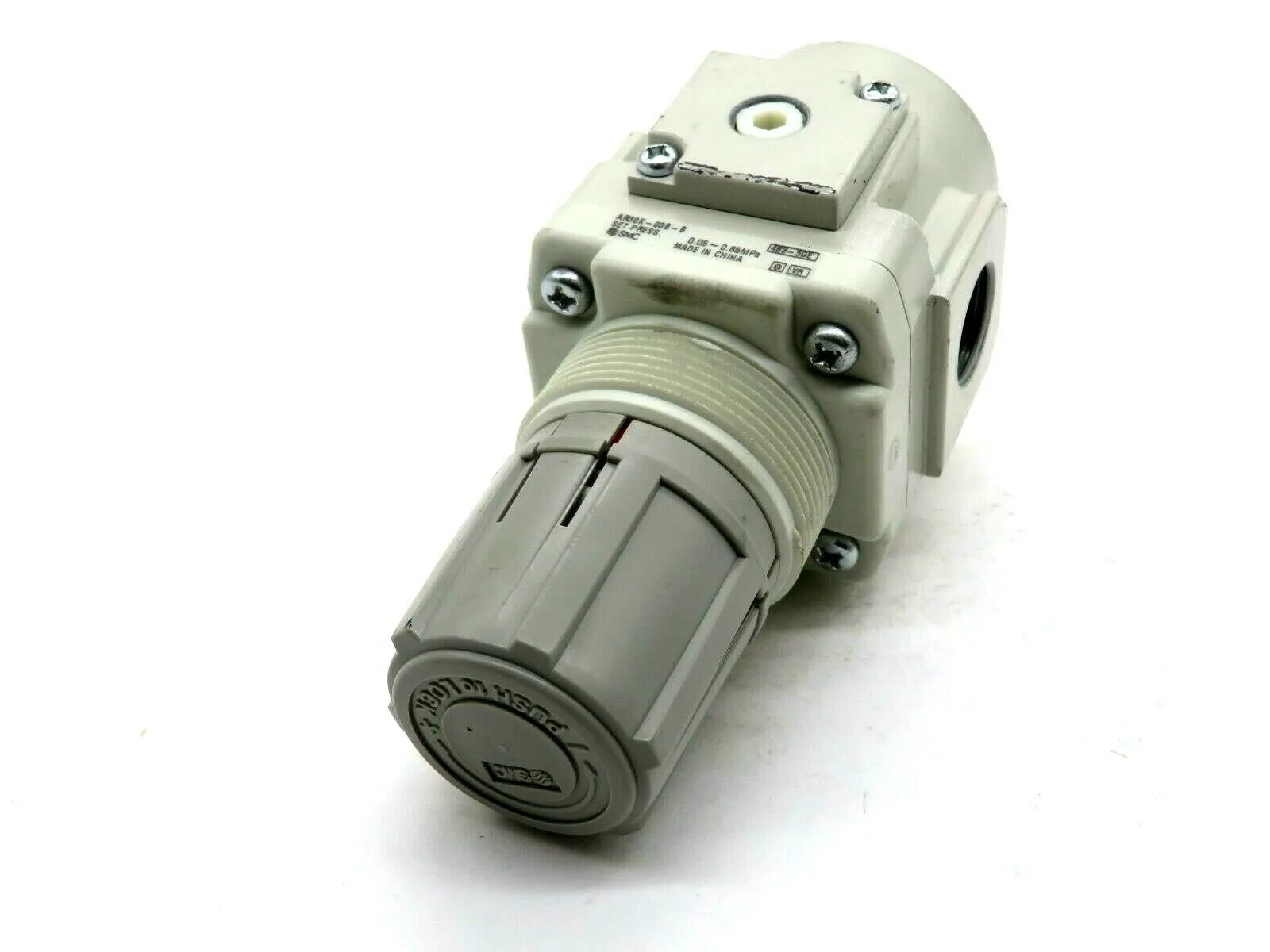 NEW SMC AR30K-03B-B REGULATOR AR30K03BB