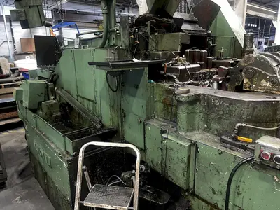 USED 1978 NATIONAL 8L4