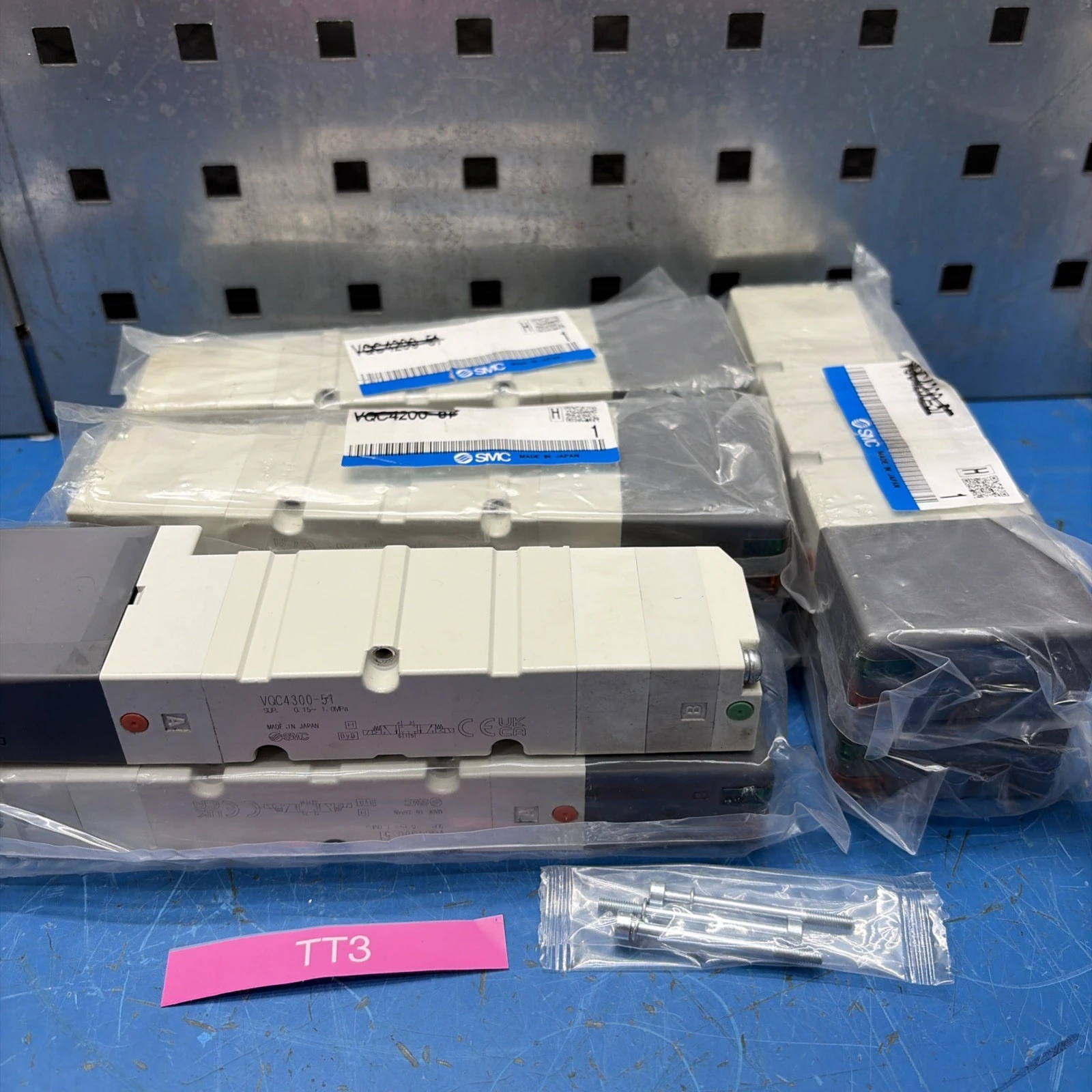 NEW SMC VQC4300-51
