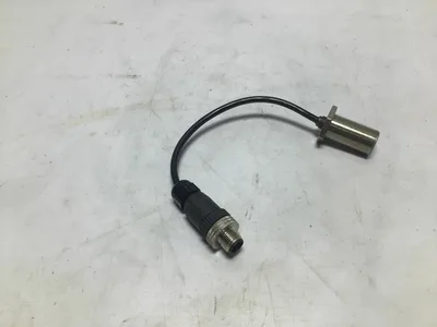 Siemens 3RG4013-0GB33 SIMATIC INDUCTIVE PROXIMITY SENSOR  NO 0.2-A sn1=5mm