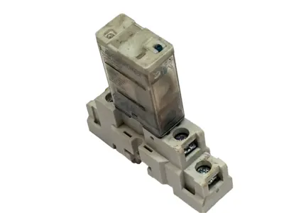 Used AutomationDirect Relay 24VDC w/ 781-1C-SKT DIN Rail Socket NO CLIP Relays & Switches Michigan US | Maverick Industrial Sales #1395205