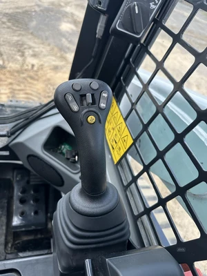 Used 2025 BOBCAT T770 Compact Track Loaders New York US | Abele Tractor #1341442