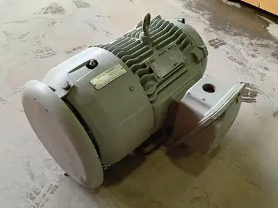 NEW SIEMENS 1LE24212AB113AA3
