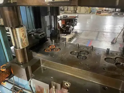 LAUFFER RPS160 4-Post and Straight Side Press | Kempler Machinery (10)