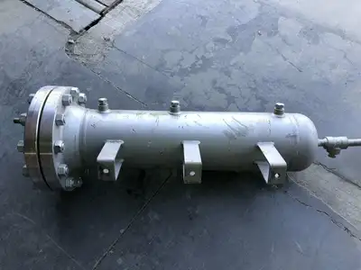 Flowserve A3R133578-01 5 Gal SS Seal Reservoir for Supply Tanks 620PSI/-20-200°F