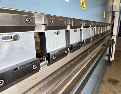 2022 DURMA ADS 30100 Press Brakes | Midstate Machinery (4)