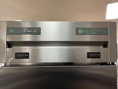 Used True 2018 True T-23DT-HC 27" One Section Reach-in Combo Refrigerator/Freezer 115V 9400323 Refrigerators Illinois US | Falcon Restaurant Supply #1376426