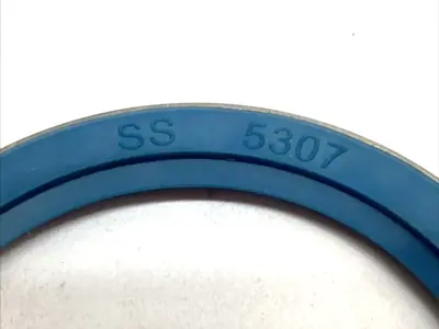 New | in-Stock Thomas & Betts Liquidtight Sealing Gasket 2" Stainless Steel Retainer Seals & Gaskets Michigan US | Maverick Industrial Sales #1398260