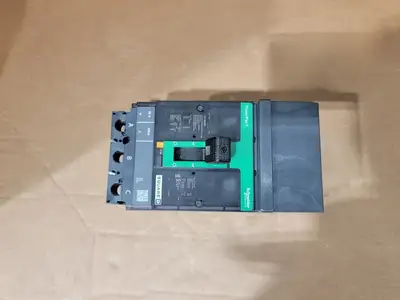 NEW SCHNEIDER ELECTRIC HLA36030