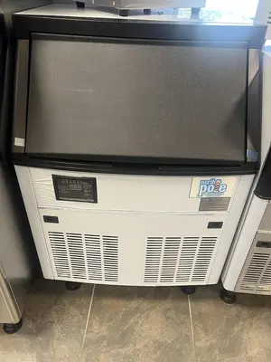 New | in-Stock NORTH POLE 210 Ice Machines Florida US | BAM Discount Restaurant Equipment #1229845