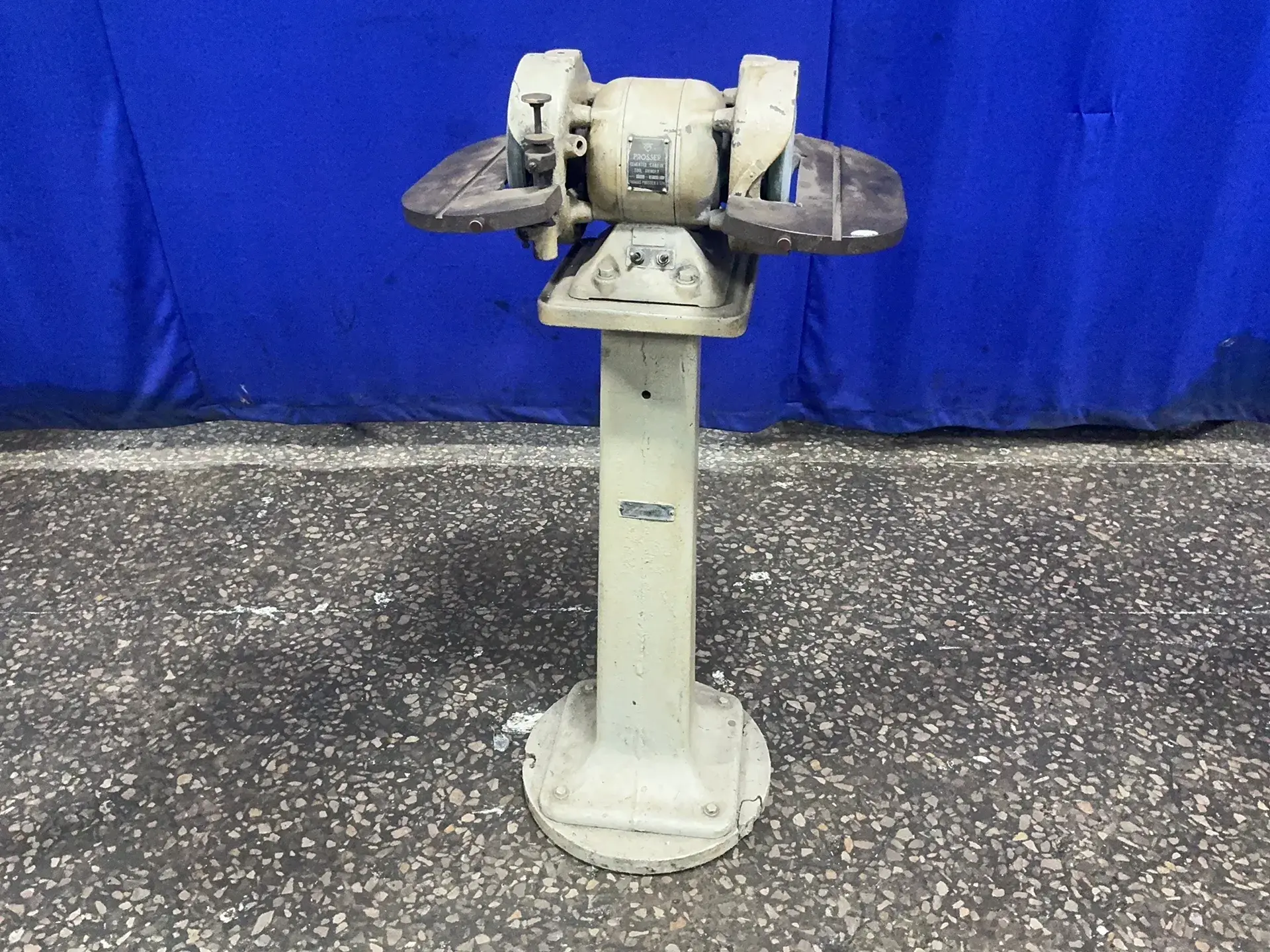 Used PROSSER AA Pedestal Type Grinders (Double End) Ohio US | HGR 24 #1542127