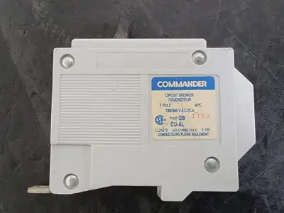 USED COMMANDER QB115