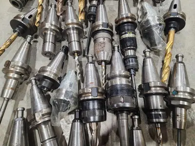 Big Plus Spindle System Lot of 33 CAT 40 Misc Toolholders