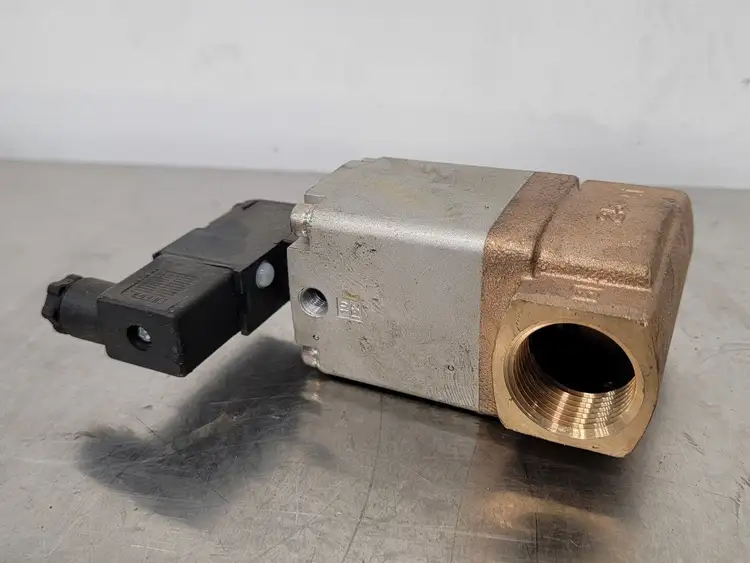 New | in-Stock SMC VNB414C-25A-6DZ Valves/Fittings British Columbia CA | Lenmark #258802