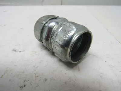 Various 3/4" Conduit Connectors Mixed Lot 13 Pc New