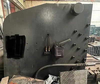 USED 2001 AMADA M-3060
