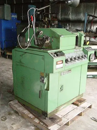 Used 1983 GIDDINGS LEWIS HR-947 Tool & Cutter Grinders Wisconsin US | Lemke Machinery Sales #538948