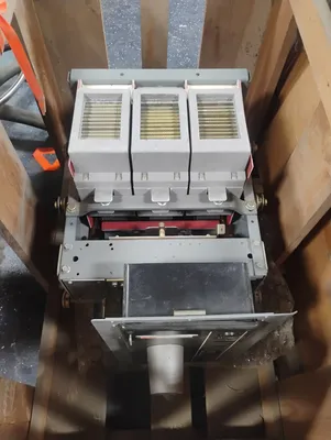 Federal Pacific Electric Co FP-25 Circuit Breakers | ESS Industrial Equipment Sales (2)